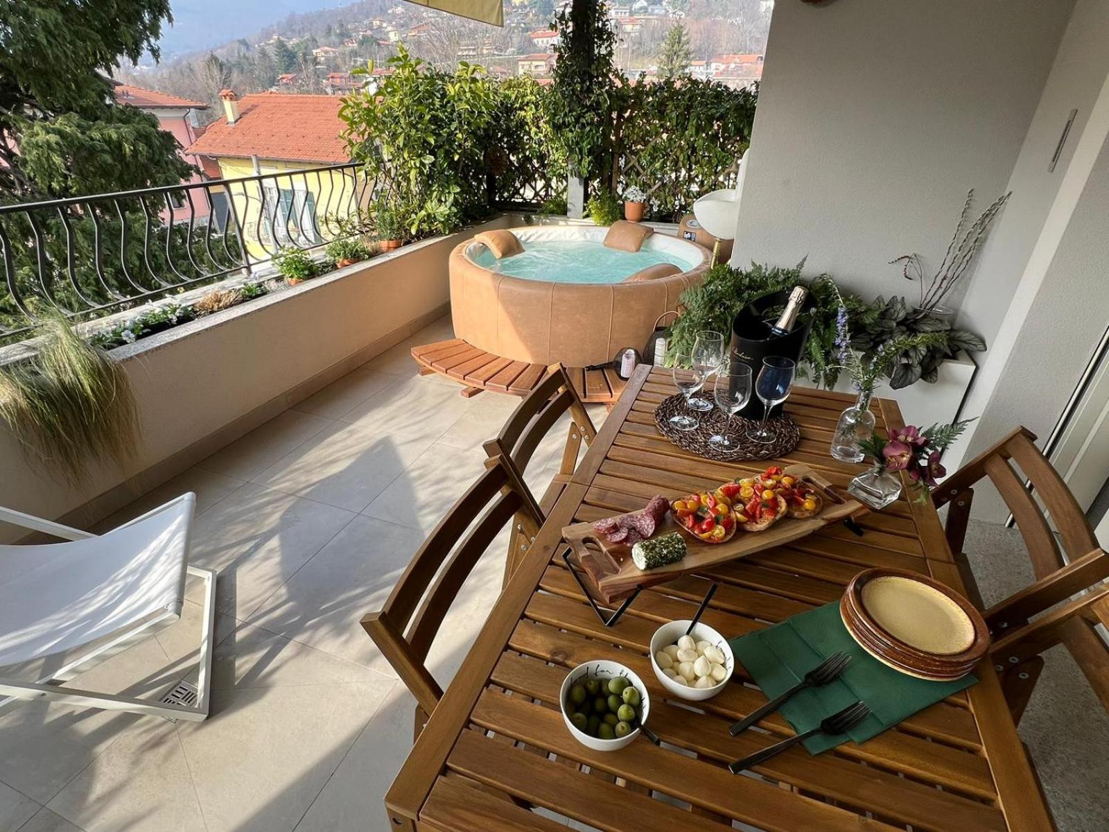 La Bollicina Boutique Apartment And Spa 베르바니아 외부 사진